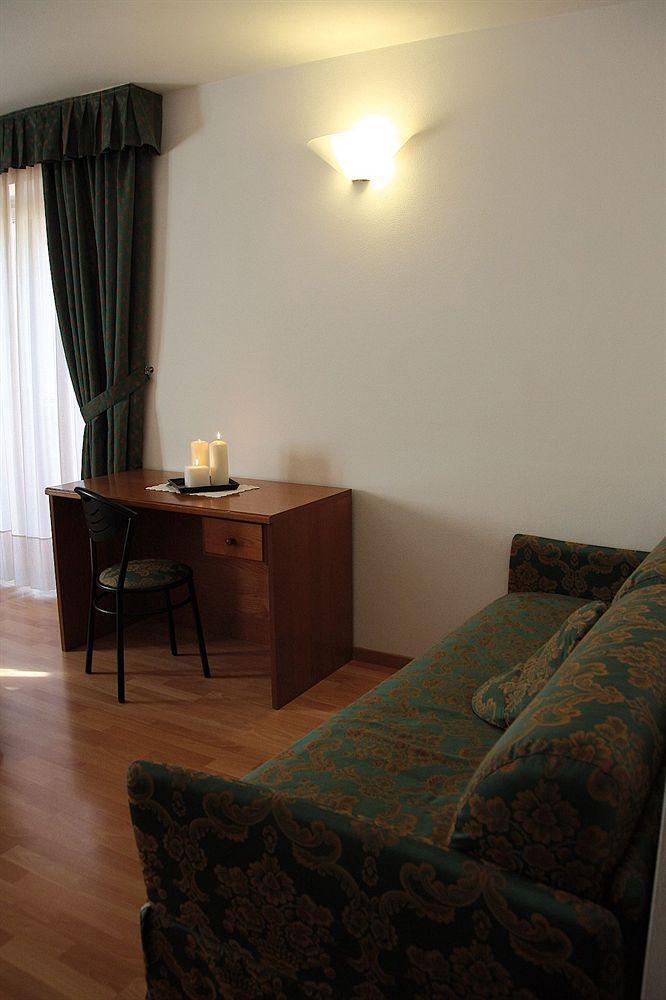 Albergo Aprica Garni Exterior foto